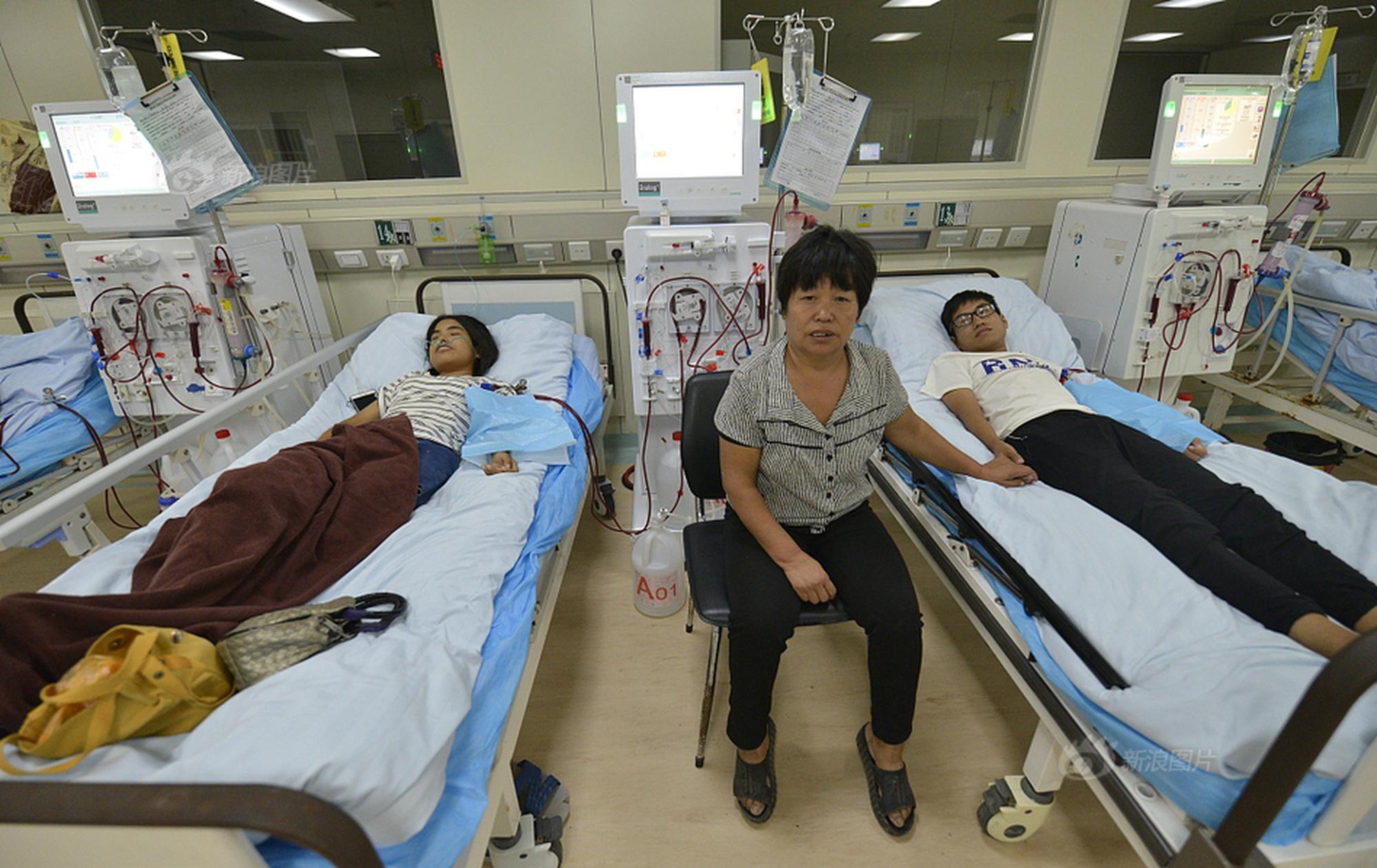 記者:阿爾及利亞決定不征召努里,以便球員能夠完全恢復健康