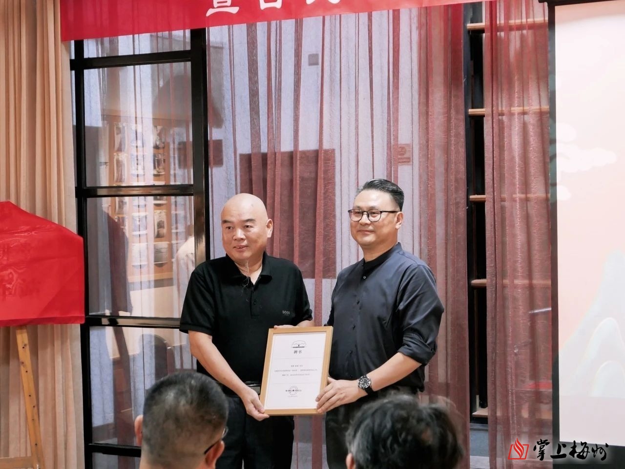 全運會蹦床決賽：胡譯乘奪兩金 嚴浪宇實現衛冕