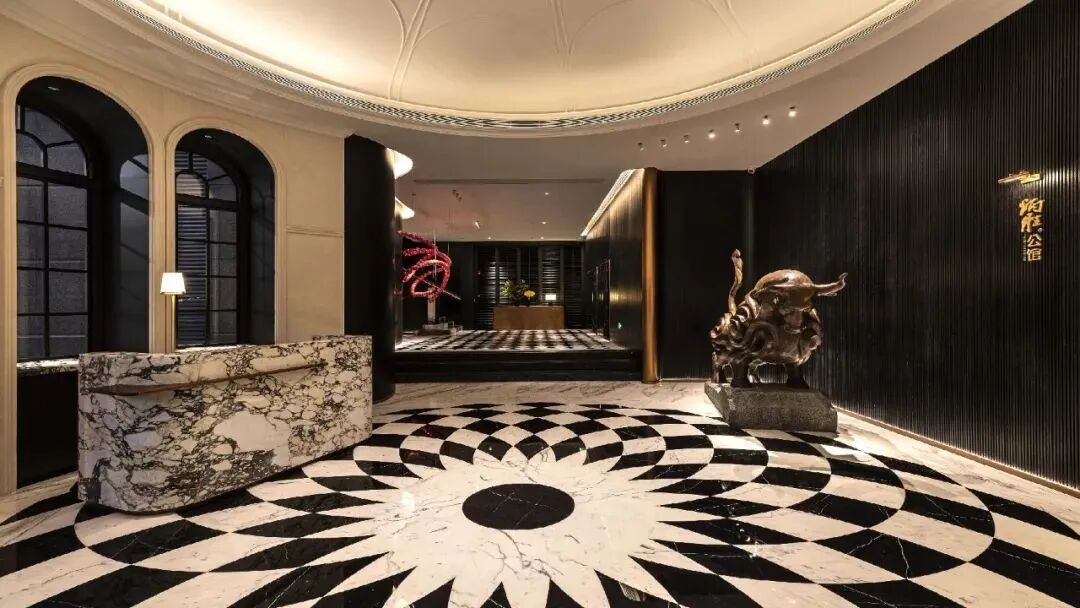 不如人意!奧納納曼聯(lián)生涯102場(chǎng)比賽的失球數(shù)達(dá)到了150個(gè)