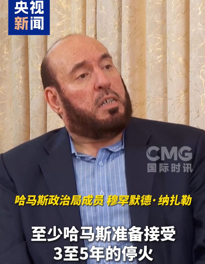 范戴克母隊以其名命名青訓學院的看臺，球員攜家人到場致辭