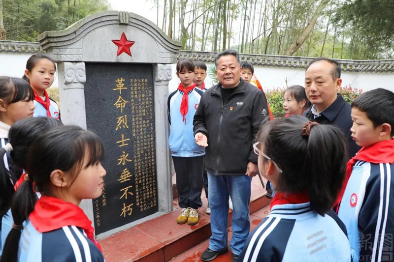 “舌尖安全”重修法更需重執(zhí)法