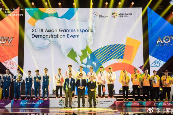 無資質“黑漢堡”進學校食堂 致19名學生食物中毒